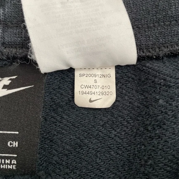 Nike Athletic Catching Air Alumni Fleece Sweat Shorts Men Small Black Neon - Picture 9 of 13